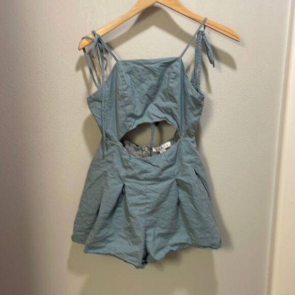 𝅺NWOT Hyfve woman’s blue shorts romper - Picture 1 of 7